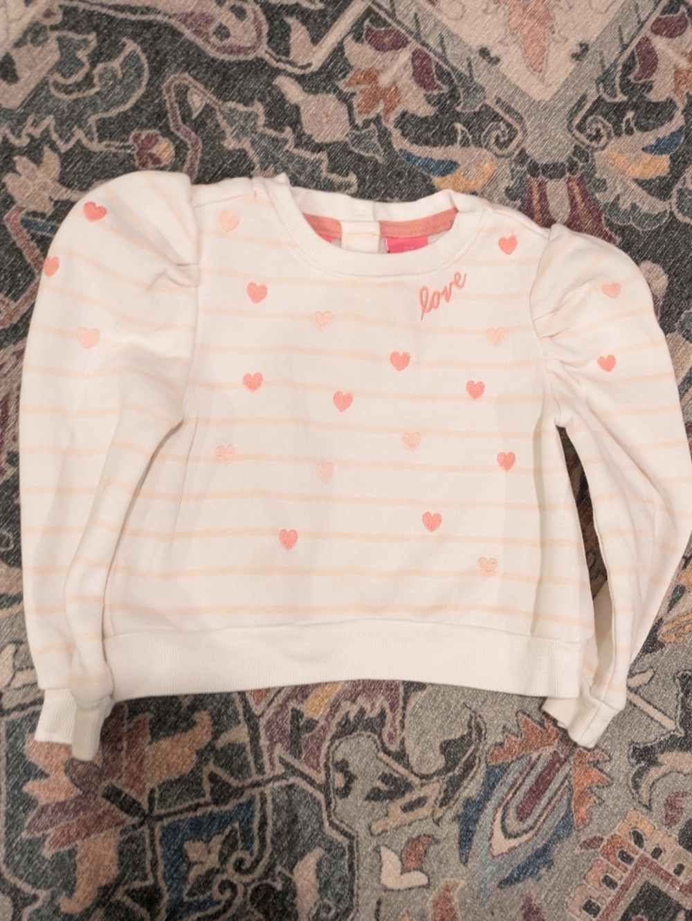 Isaac Mizrahi Cream Sweatshirt with Pink Hearts